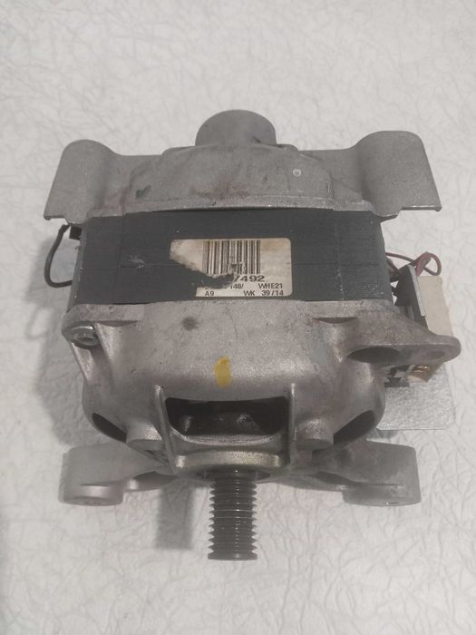 двигатель Whirlpool AWS 61011