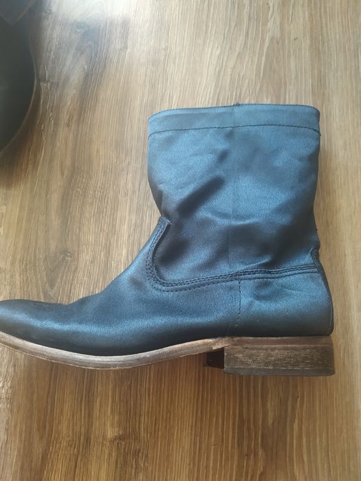 Granatowe buty męskie