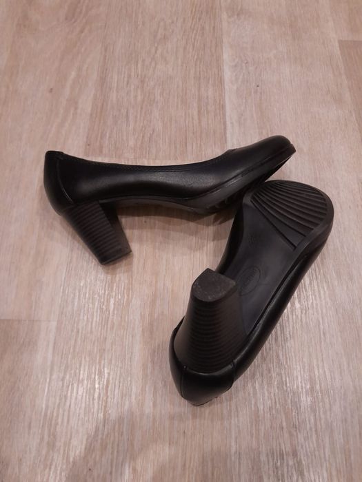 Buty eleganckie damskie 38 czółenka Graceland