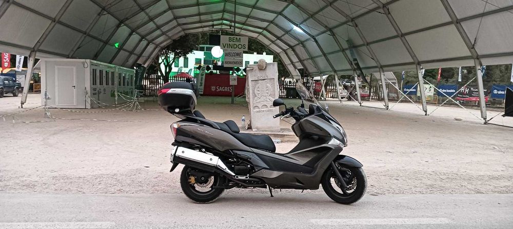 HONDA SW-T 600 de 2012, - Como nova!