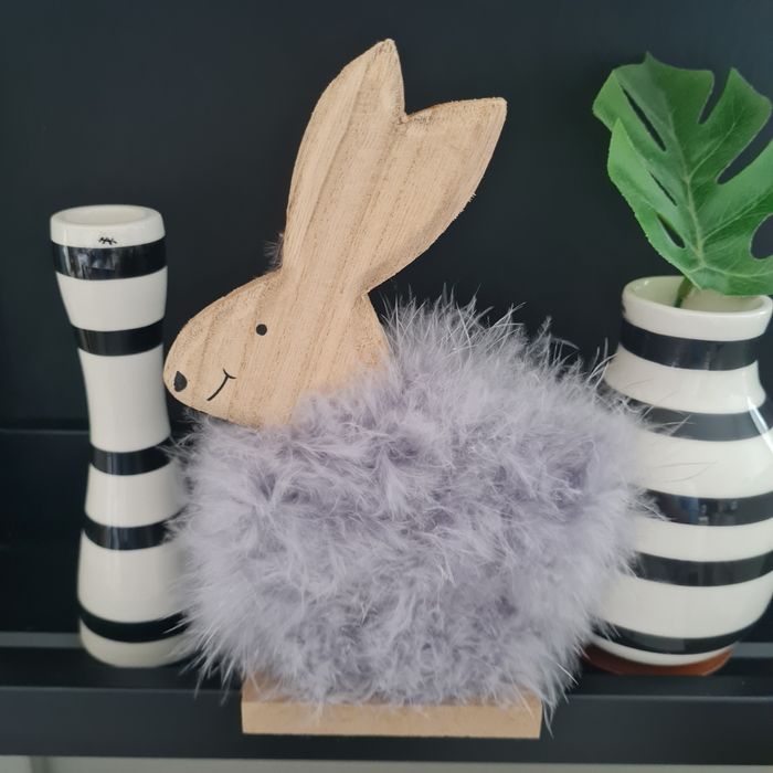 Kik Figurka zając królik szare futerko drewno