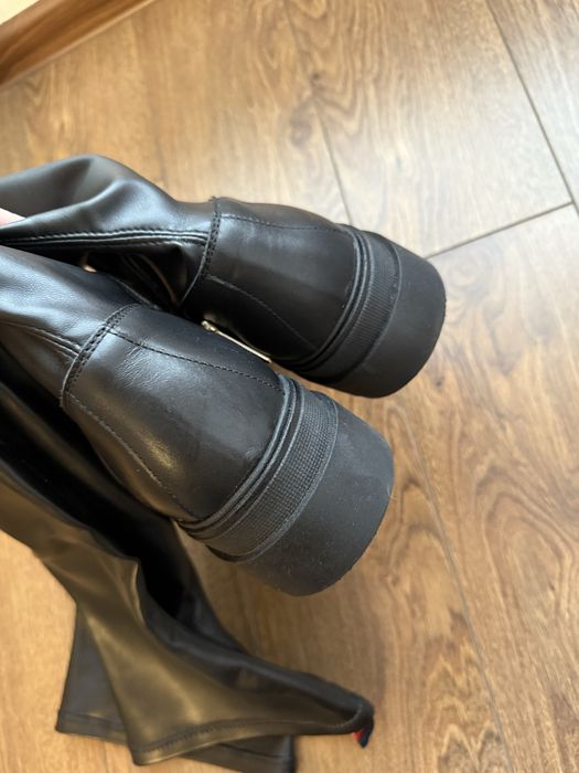Шкіряні чоботи Tommy Hilfiger Monochromatic Over The Knee Boot