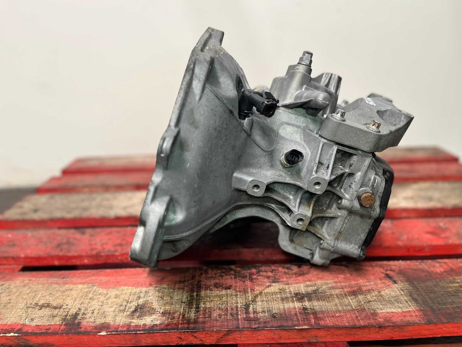 Caixa de velocidades Opel Corsa D 1.2 (Ref.: 55565177)