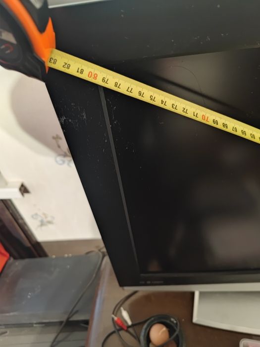 Телевизор Hyundai диагональ 32