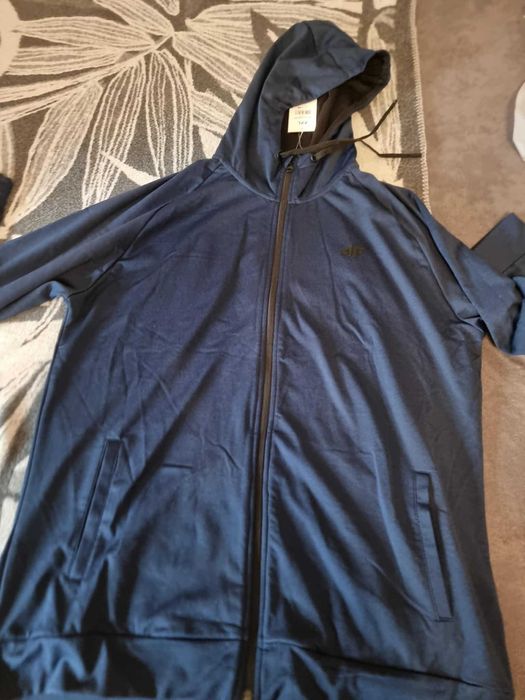 Dres 4F szary i granatowy