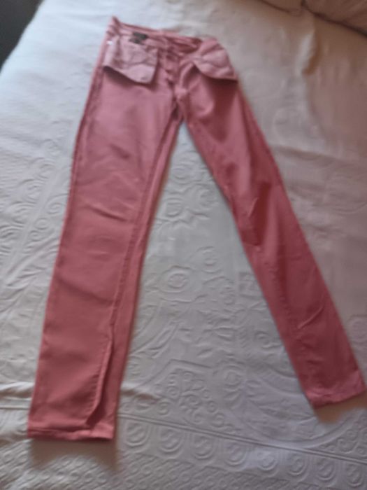 calças massimo dutti, Skinny fit, tamanho 34, justas com elasticidade em bom estado geral
