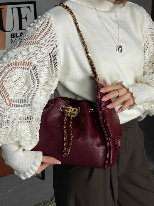 Женская сумка Chanel 25 Small Handbag на плече черный бордовый
