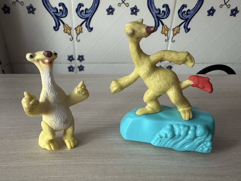 Idade do gelo filme pinguins madagascar disney mcdonalds happy meal