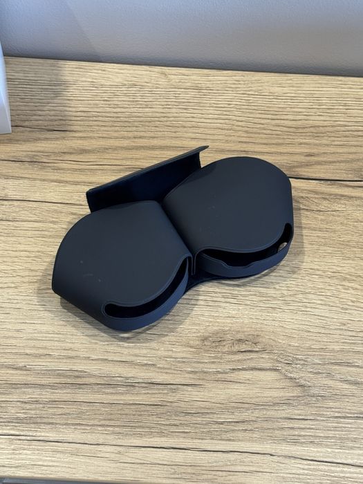 AirPods Max USB-C Midnight + Spigen etui + Ugreen stojak | Idealny stan
