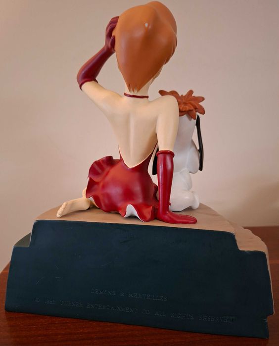 Estatueta de Droopy e da Pin Up. Demons et Merveilles.
