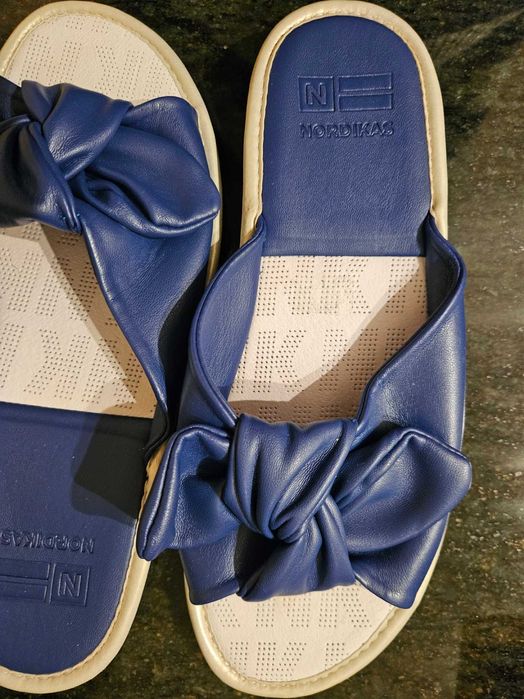 Sandálias Azuis da Marca Nordikas