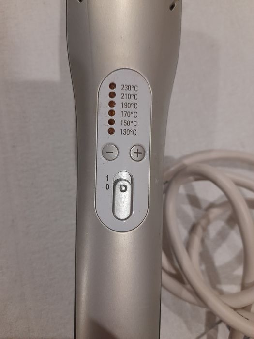 Alisador de cabelo rowenta.