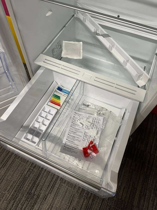 Chłodziarko-zamrażarka do zabudowy Electrolux MultiSpace ENN3074EFW