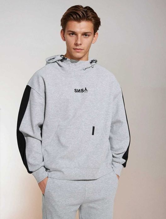 Стильне худі на хлопця Sinsay