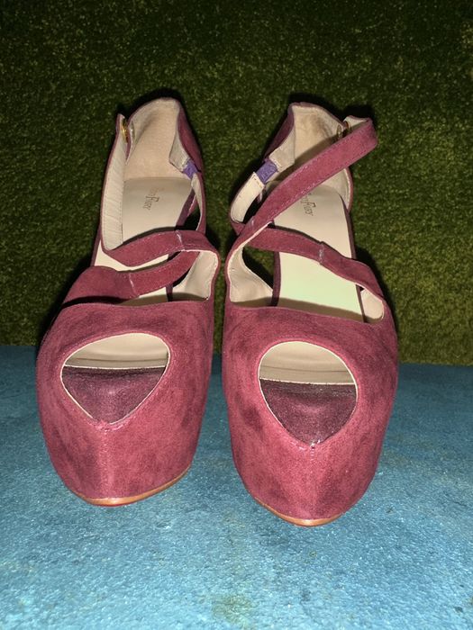 жіночі босонішки на високих підборах