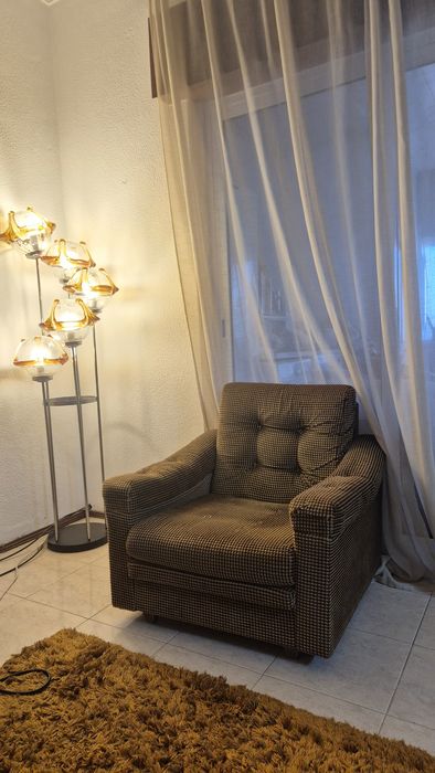 2 sofás / poltronas 15€ cada