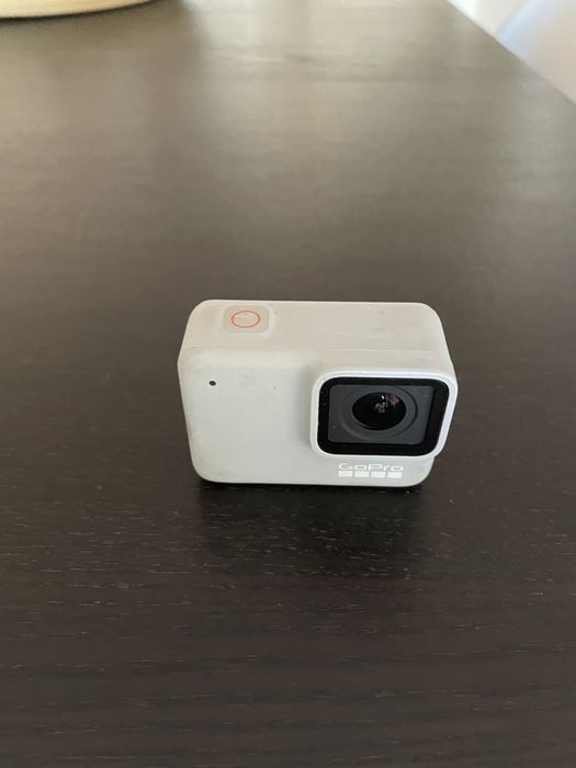 Go Pro hero 7 white
