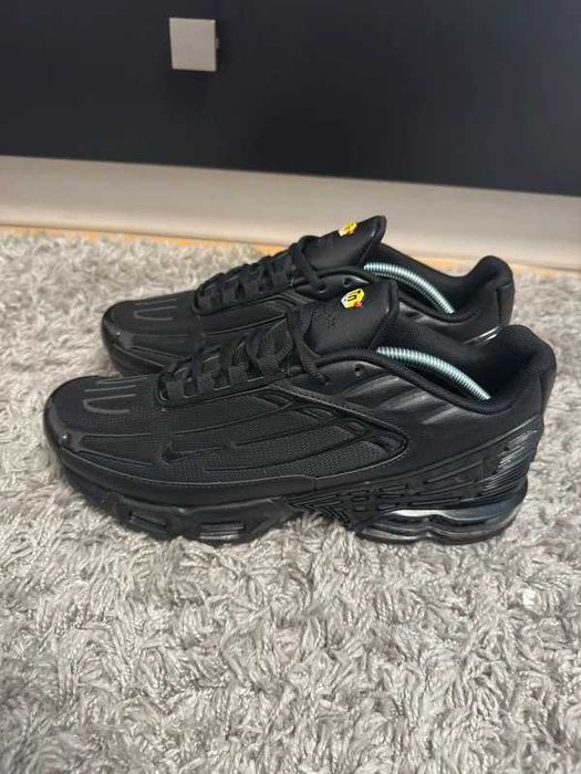 Buty sportowe Nike Air Max Plus 3 Black R.39