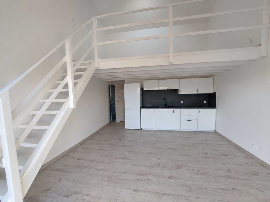 Pokój z antresolą + BALKON + PARKING + KLIMA | Cieszyn | 40 m²