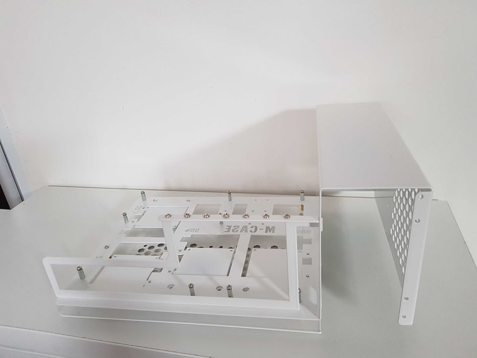 Wyprzedaż ! - M-CASE 1 PURE  ATX RAL , otwarta obudowa PC AIR PC