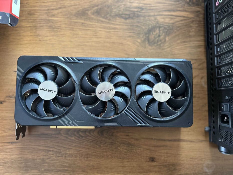 Karta Graficzna Gigabyte RX 7700 XT Gaming OC 12 GB GDDR6