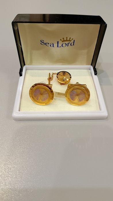 Вінтажні запонки.Комплект  " Міс'є Золотий лорд" для нареченого