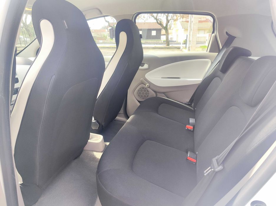 Renault Zoe 41Kw Zen * Baterias próprias * Poucos kms