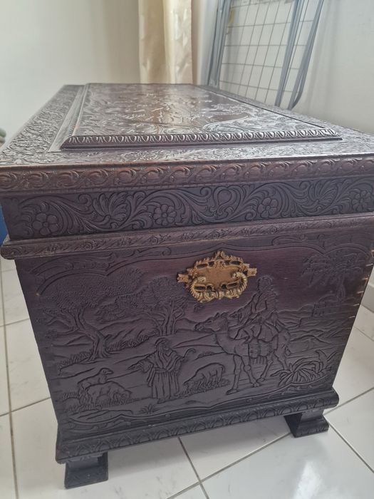 Vendo uma arca  em perfeita condições, negociável