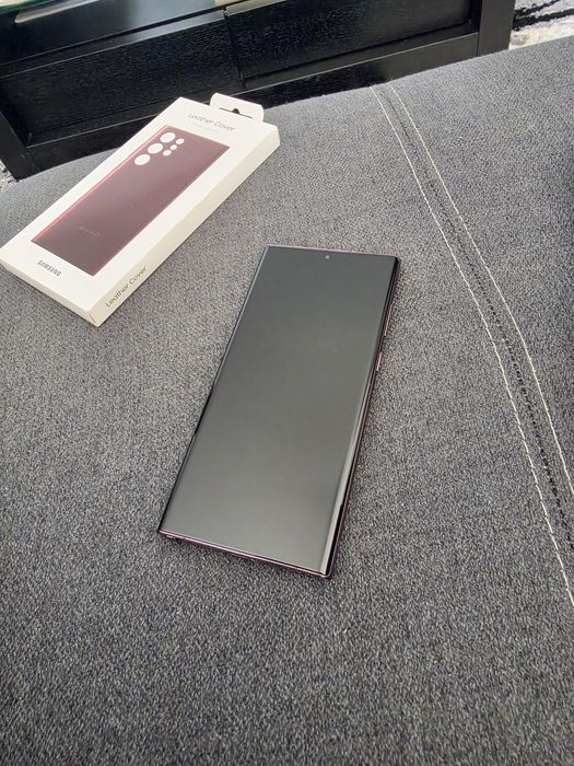 S22 Ultra 512gb + Case