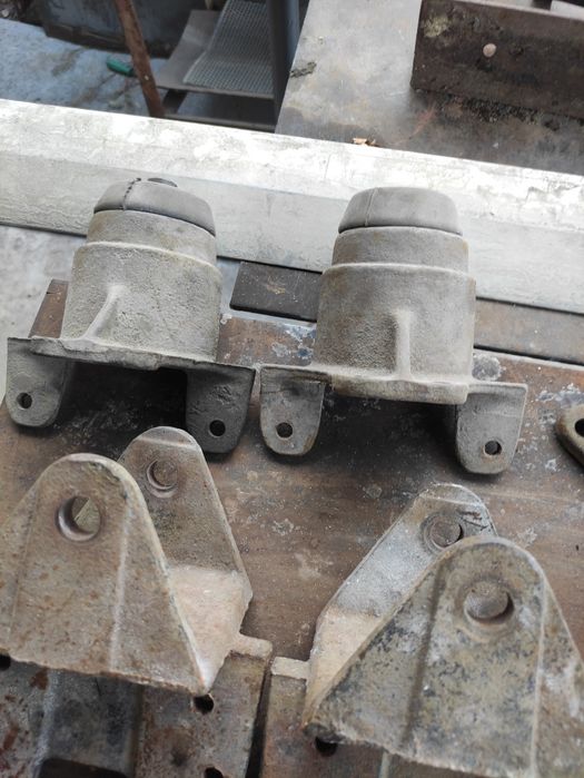 Кронштейни Газель