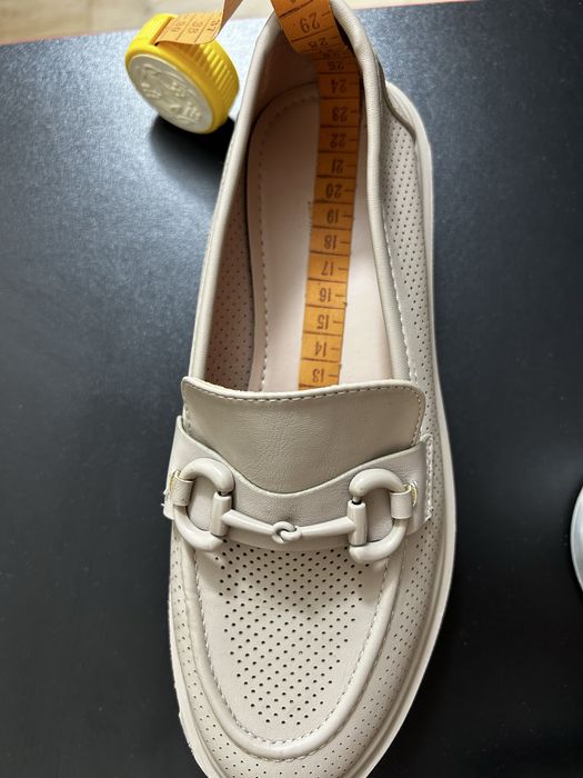 Обувь женская 300 грн