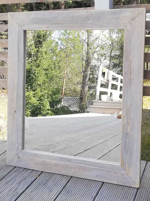 Lustro na wymiar w drewnianej ramie