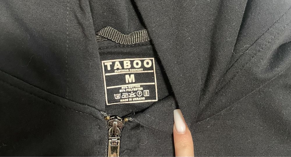 зіп худі taboo.