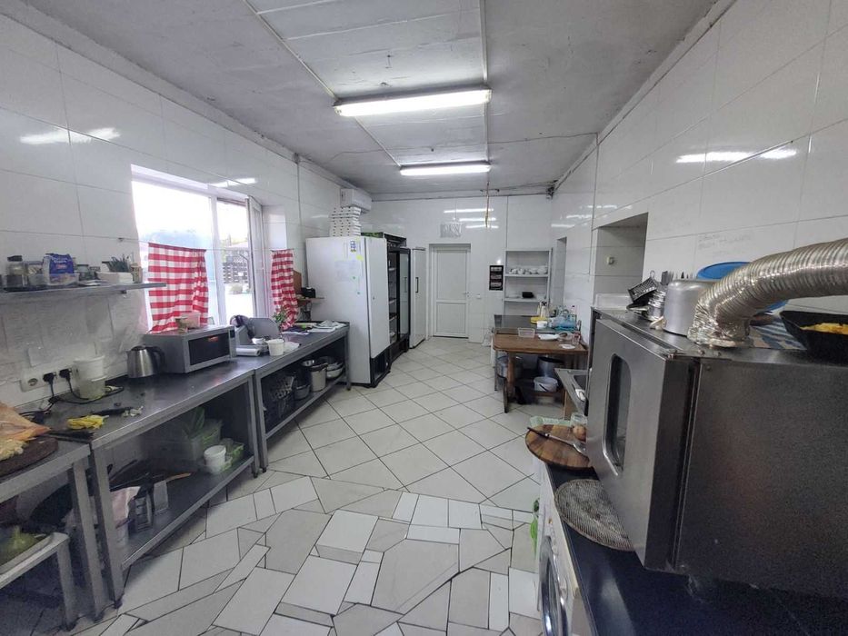 Приміщення діючого ресторану, м. Радехів