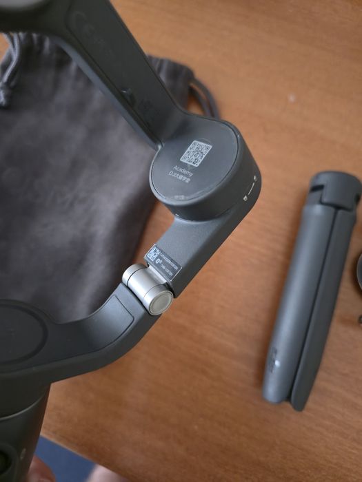 Dji osmo mobile 6 (om6)