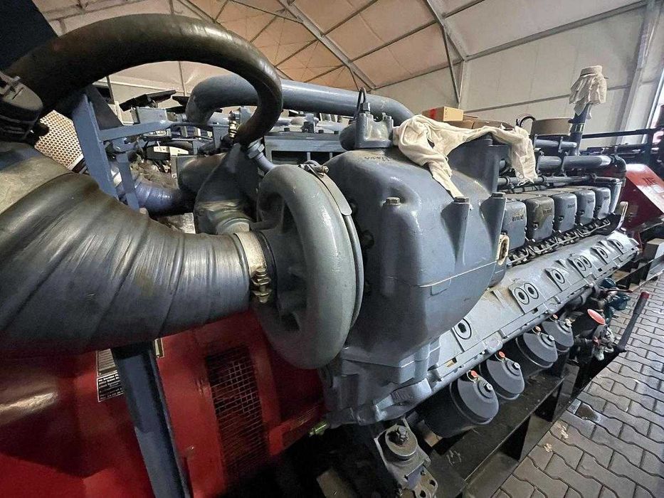 2400 kVA AEG z 2 silnikami MTU 12V396 , GENERATORY