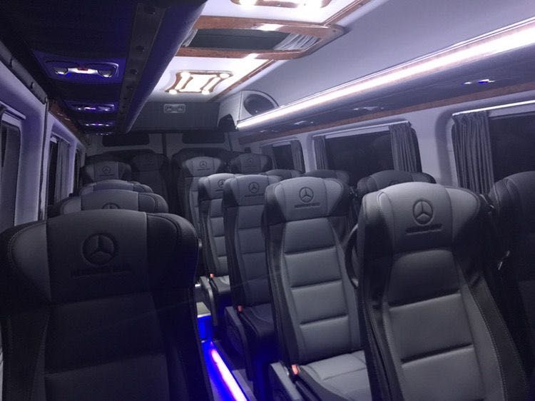 Заказ и аренда автобусов с водителем, пассажирские перевозки Харьков