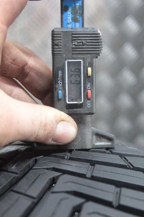 235/55/19 Continental AllSeasonContact 235/55 R19 105W XL 2022r
