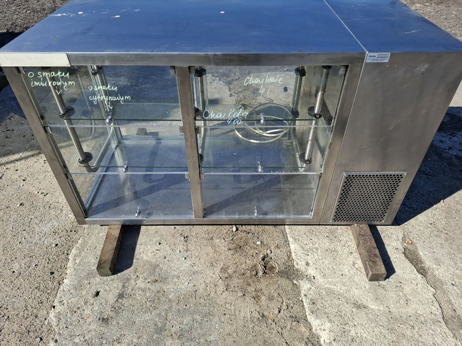 Witryna chłodnicza nadstawna DORA METAL – Stal Nierdzewna | Gastronomi