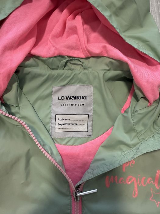 Куртка вітровка на дівчинку