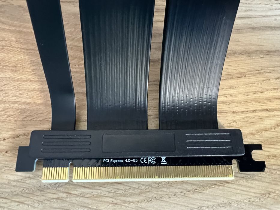 Райзер Raijintek PCI-E 4.0 X16 G4 Riser Cable 20см
