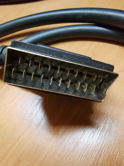 Продам аудио видео кабель