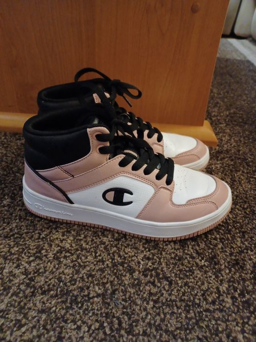 Buty champion 40