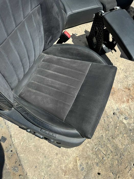 Комплект сидінь сидіння шкіра алькантара Skoda Superb 3 салон