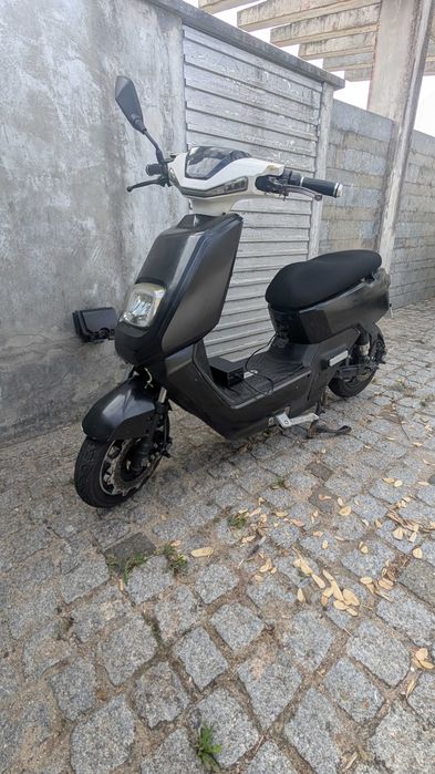 Scooter Elétrica Vespino 7i-S