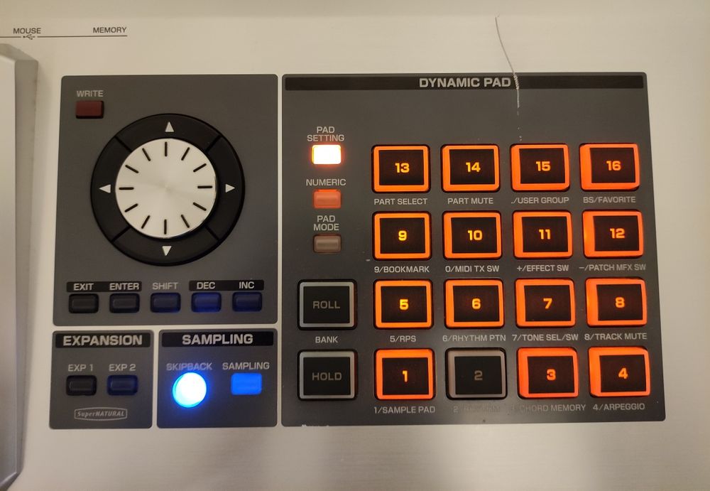 Roland Fantom G8