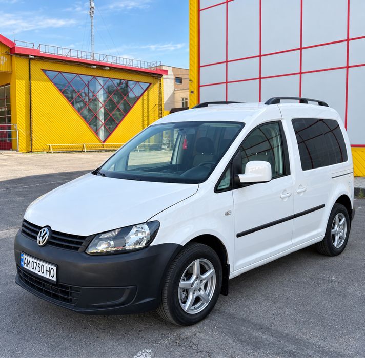 Volkswagen Caddy 2014р