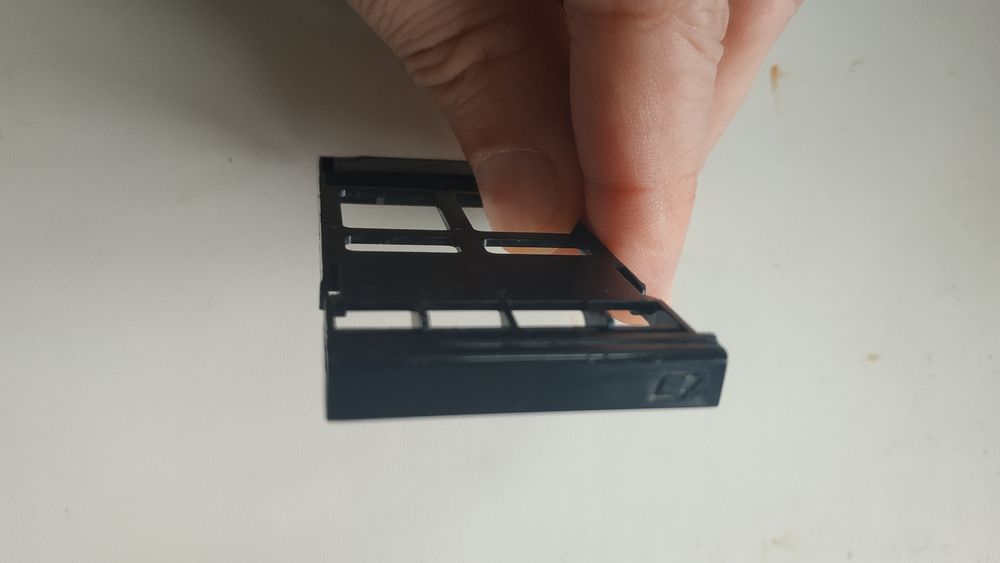 Заглушка картридера слота для ноутбука 3,3 х 7 см