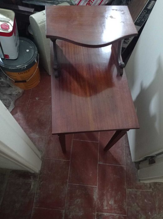 Mesa de cabeceira vintage