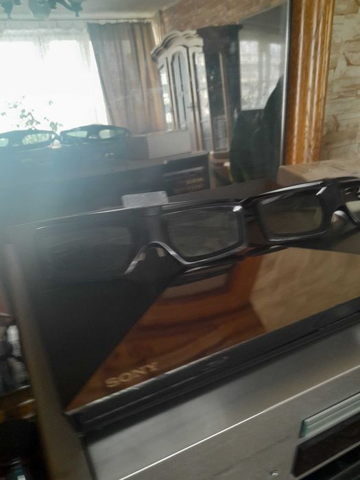 Sony telewizor blurej 3D.  50 " okulary 2 szt 6 bajek